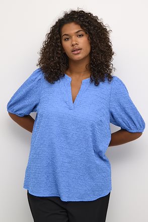 We are so excited to bring in a new plus size brand, KAFFE Curve
